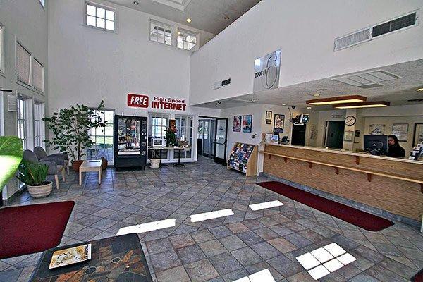 Motel 6 Hemet Bagian luar foto